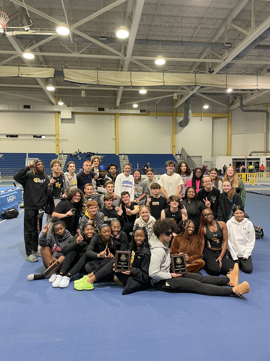 TechXc's tweet photo. Boys and Girls are 1A Central Regional champions! 1st time ever in county history. Cobra Power 🐍 https://t.co/tcPgrUKpOb