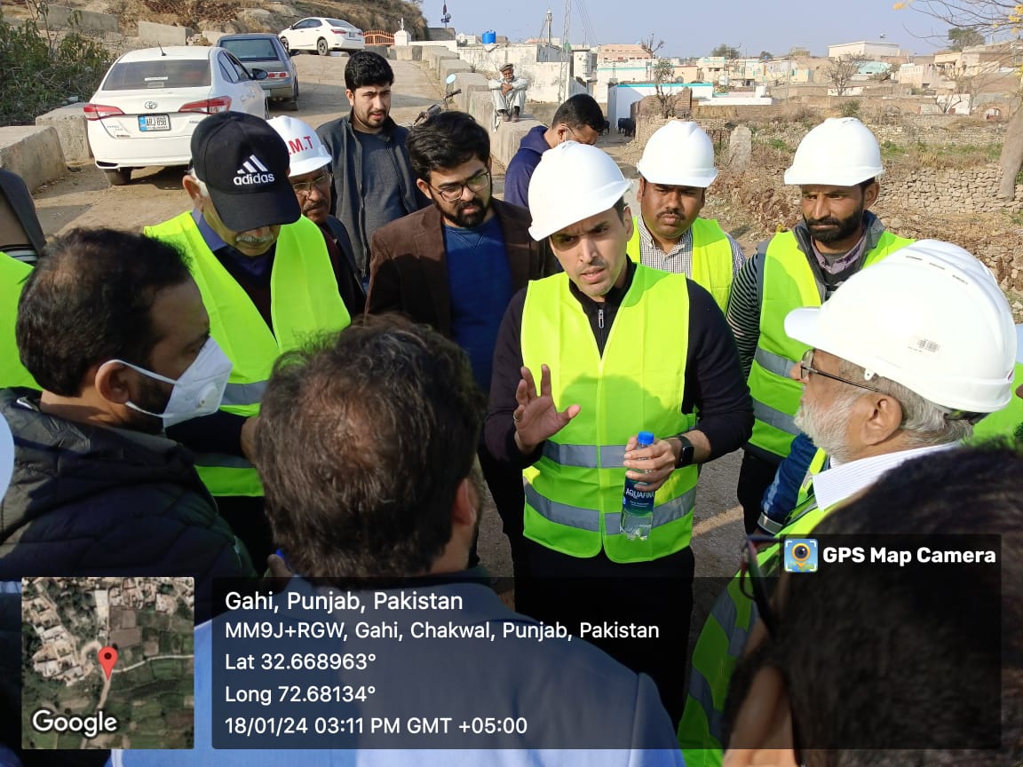 NabeelNawabi's tweet image. ProjectDirector Mr. Asadullah "Punjab Rural Sustainable Water Supply and Sanitation Project, funded by #WorldBank" conducted site visits to assess the ongoing activities. 
#PRMSC, #PRSWSSP #WorldBank #WaterSupply #Sanitation
