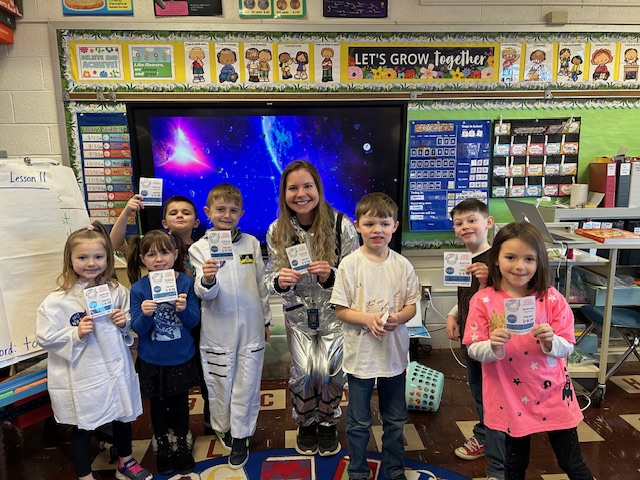 🚀🌌 First grade space cadets reporting for duty! Our cosmic journey has reached its finale as we wrap up our 'out-of this world' Astronomy unit. From the history of space exploration to the phases of the moon, these young astronauts have soared beyond the stars! 🌠👩‍🚀👨‍🚀 #ckla