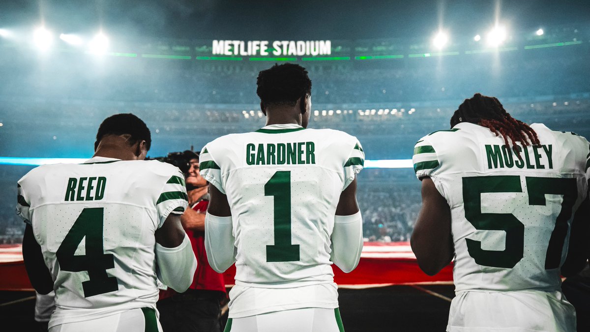 nyjets's tweet photo. 210 days until Week 1. https://t.co/UDbcPEmZ1r