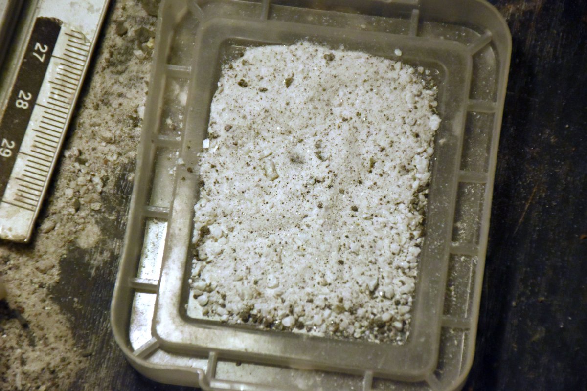LucasSa54749430's tweet photo. After 5 days of drying
Reaction of lunar regolith simulant LSP-2 from
@SpaceResTech after 96 hours of leaching in HCl
@AlaskaLawlor @The_JoeBob @rjward1775 @NASA_Technology @NASA_Johnson @ESA_Tech @NASAglenn @nart_rio @benmagelsen @berthibodeau https://t.co/AKI2sCga7H