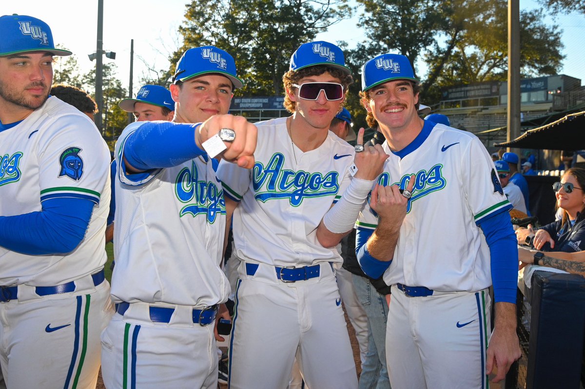 UWF_Baseball tweet picture