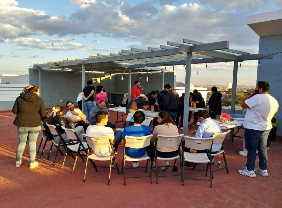 ImprovingMx's tweet image. Last week, we had an incredible time at our Talent Acquisition retreat, crafting strategies to elevate our team's performance and reach new heights. Exciting times lie ahead as we pave the way for a successful year ahead! 🚀 

#TalentAcquisition #TeamStrategy #PlanningForSuccess