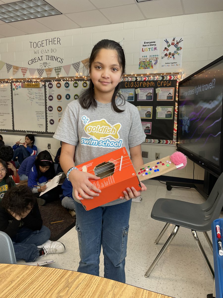 MrsJoyceRLC5th's tweet photo. Making Music 🎶 https://t.co/sTRi70gjOL
