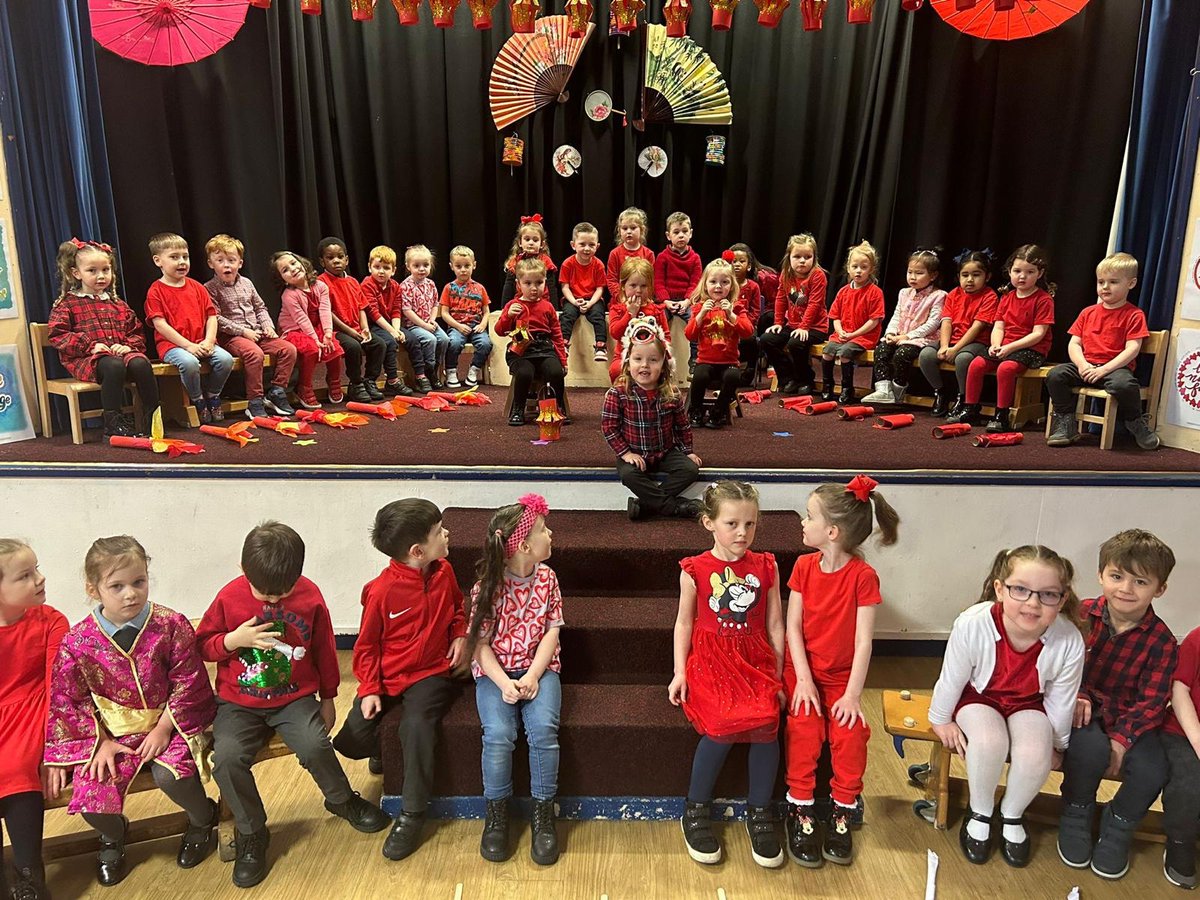 stcharlesrcpri1's tweet photo. A wonderful assembly by our EYFS children all about Chinese New Year. #ChineseNewYear#eyfs https://t.co/qgOKXKcvEC