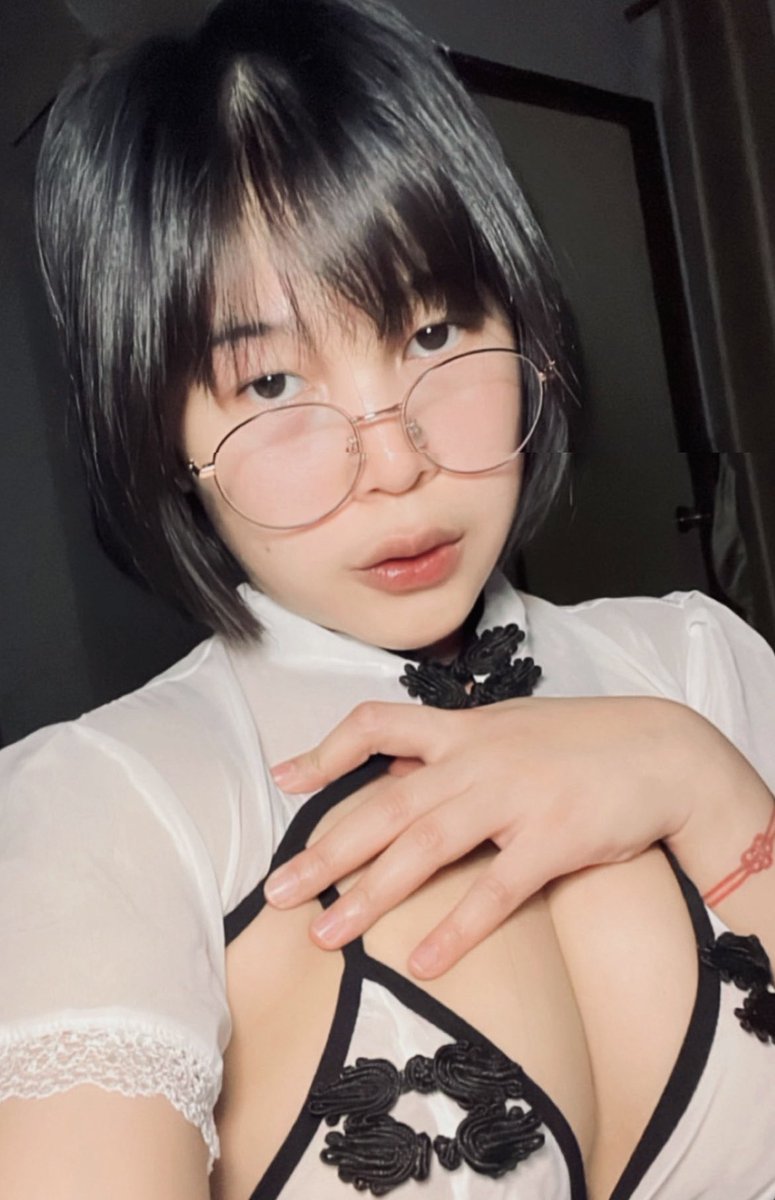 flff99's tweet photo. ฝันดีค่า 😴🤍🧧 https://t.co/TpiRTLbhEq