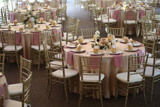 GrandCentralinc's tweet image. 🌸✨ Elevate your spring gatherings with our stunning tablescapes! 🌷 From intimate weddings to garden parties, our rental collections will impress. 🌼 Reserve your spring tablescape today! @GrandCentralinc 
#SpringTableScape #EventRentals #SpringGatherings 🍽️