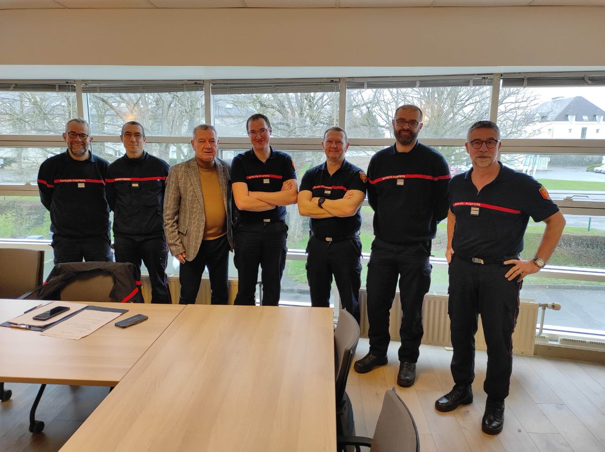 Rencontre bilatérale avec le #PCASDIS . Au programme de cette première réunion :
-Réorganisation 
- RO
-Avancements 
Compte rendu à venir