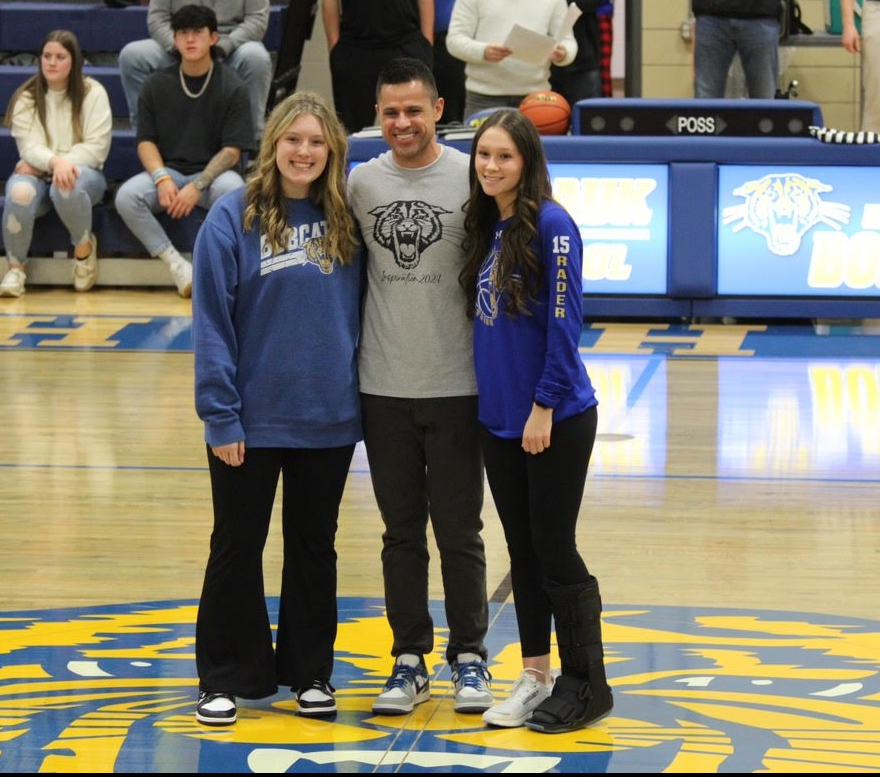 YouCantDefendUs's tweet photo. Have you heard??? It is Senior Night for the Bobcats!!

Get to the gym early, Senior Night at 6:30 https://t.co/hbRDwF11pN