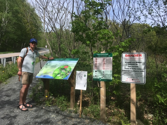 WorksafeVT's tweet photo. Need trail sign replacement in Vermont? With high quality digital print and multiple options of substrates we are only 1 call away!

Call: 802-223-8948 https://t.co/DOkuWuecGZ