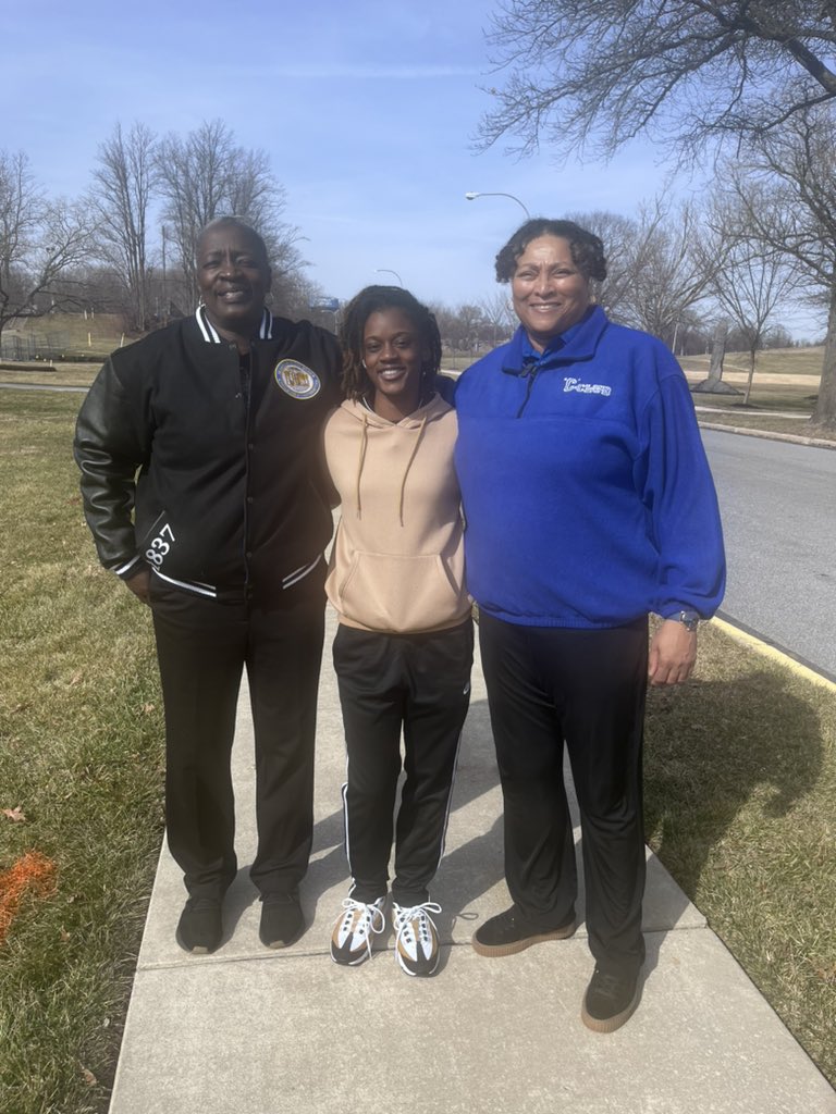 CheyneyWBB's tweet photo. One of our #CheyneyWBB legends, @Cheyney30 (right), came back home to speak about her days on the ‘82 national finals team with #YolandaLaney #CheyneyMade #OneCheyney https://t.co/tnmIX9AY9z