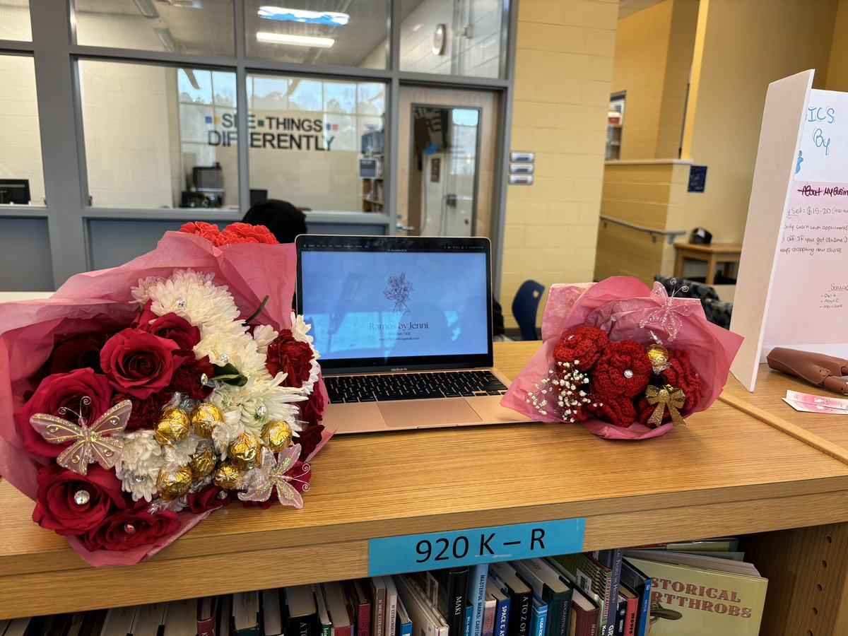 Roses are red, violets are blue and this year’s personal projects were beautiful bouquets to view! @Garner_HS @wcpssmagnets #SeeThingsDifferently