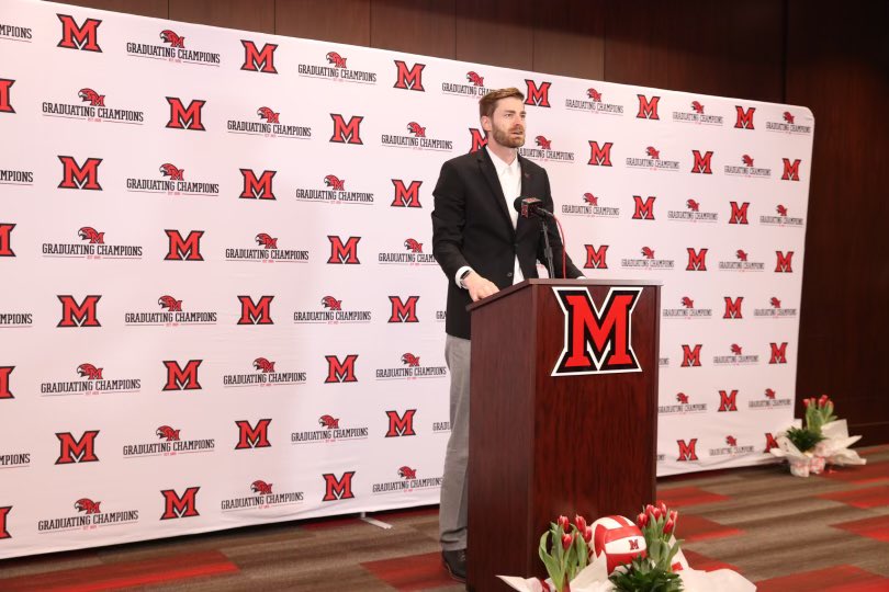 Couple flicks from our welcome press conference with Coach Gwitt 📸📸

#graduatingchampions