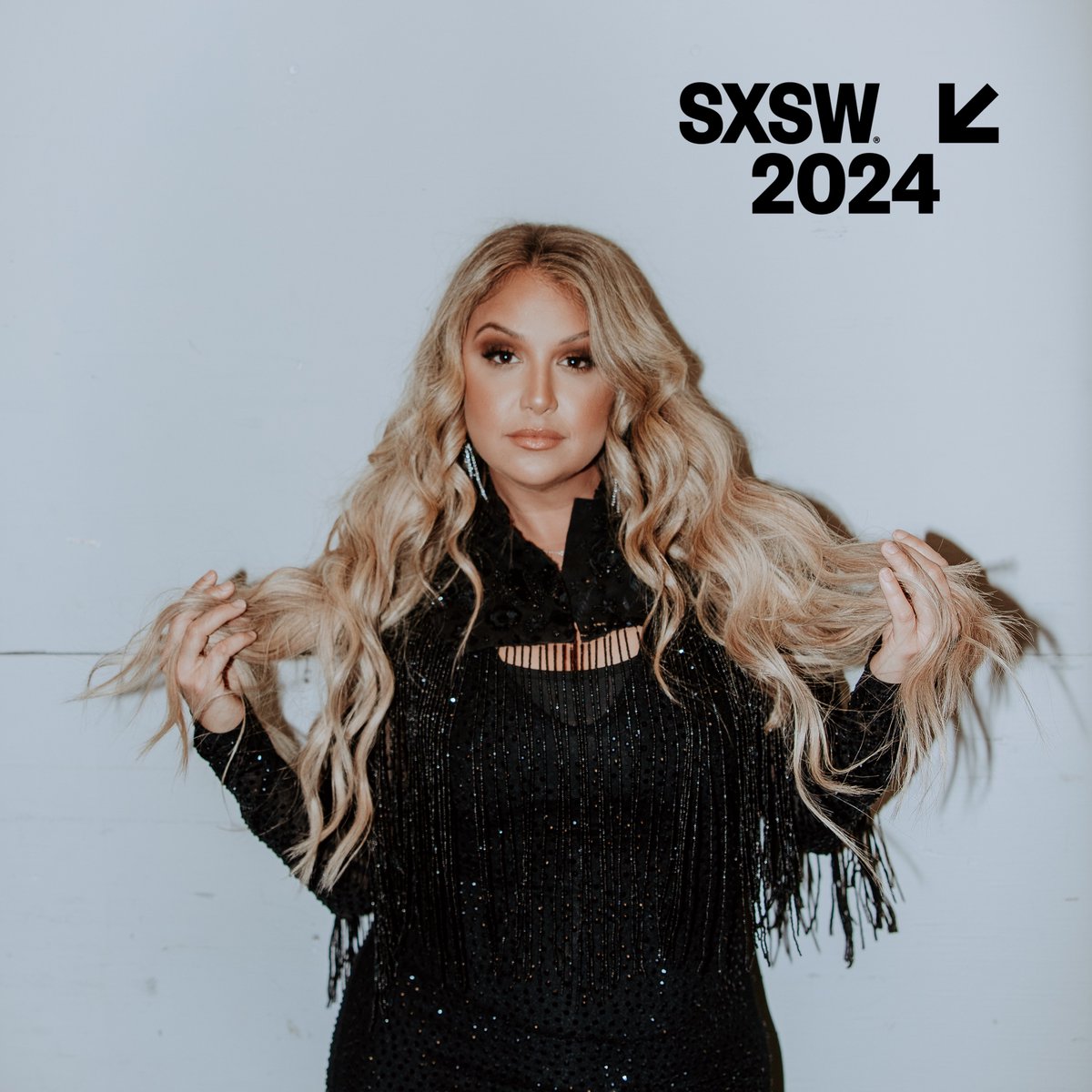 _alexandrakay's tweet photo. i'm speaking at #SXSW 2024!! I got my start in music singing at dive bars and posting covers on the internet. Now i'm speaking at one of the biggest and most recognized tech, film, music, and education conferences in the world.. as an independent artist!! 🥹 

Catch our panel "Please Help, My Artist is Lost in a Sea of Content!" on March 14th at the Austin Convention Center. The @sxsw session is with my friends at @TuneCore & @youtubemusic ❤️
