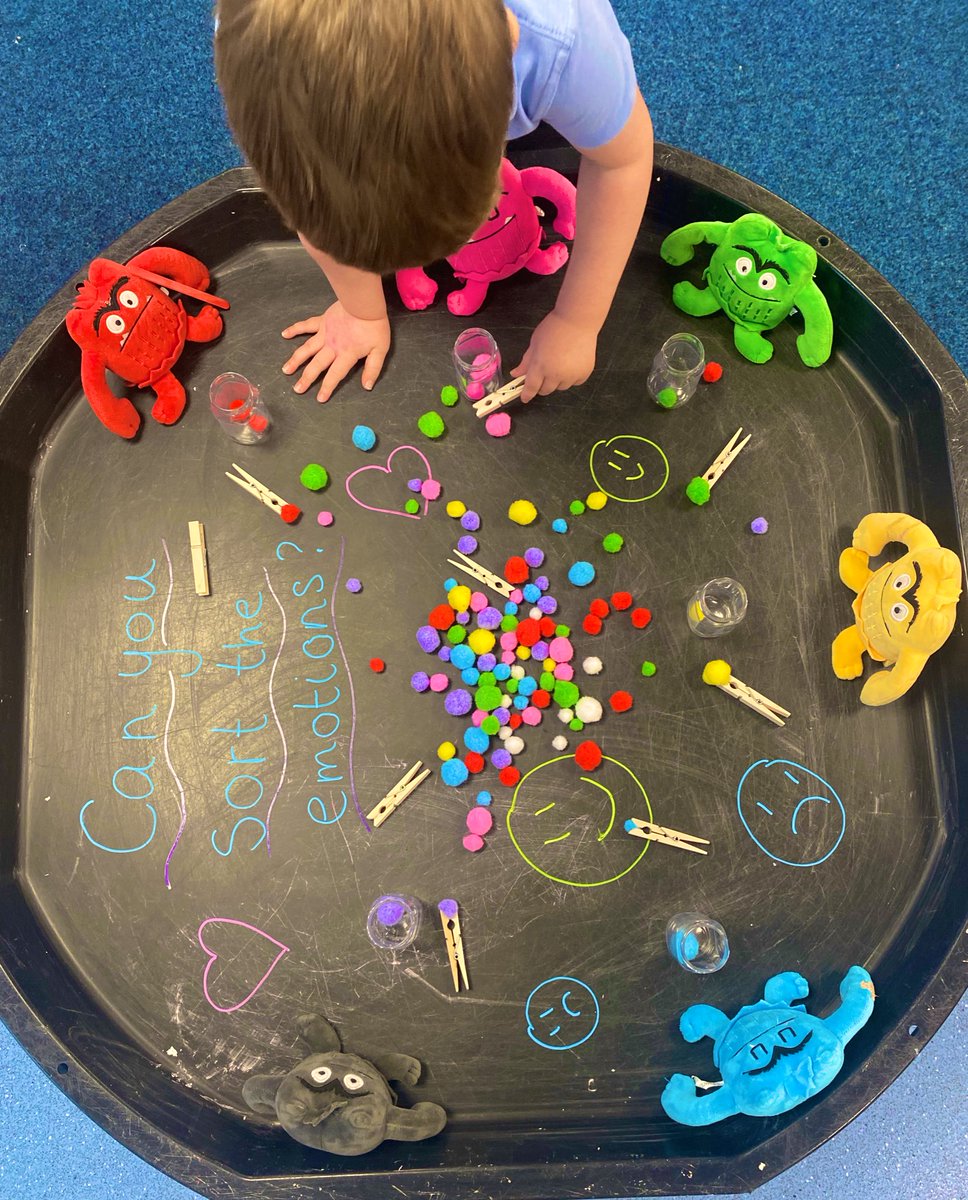 ComberbachMissD's tweet photo. For Children’s mental health week we talked about our different emotions using one of our favourite books, the colour monster #ComberbachCMHW #VRSP @ComberbachMrDN @ComberbachMissM https://t.co/QbSaQJWxbC