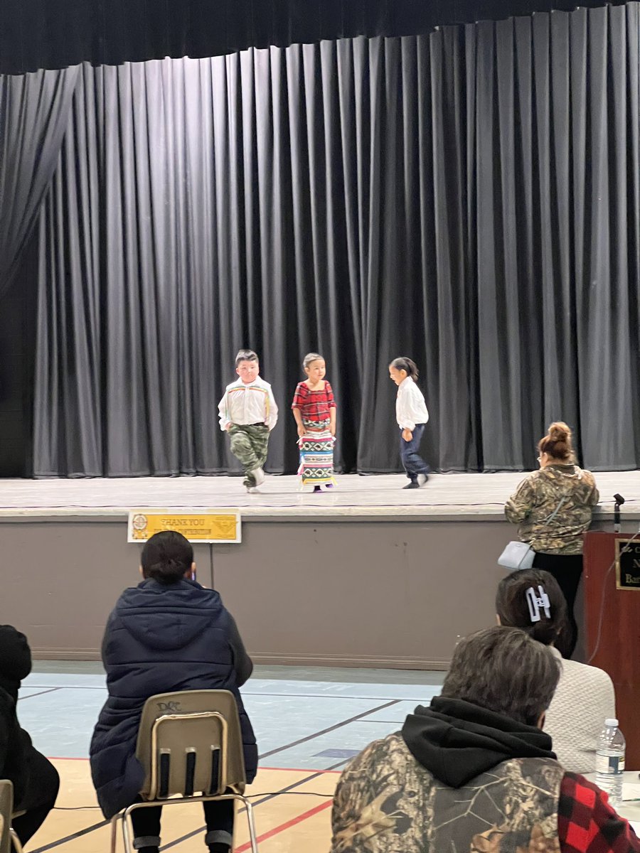 pcbugler's tweet photo. Amazing entertainment by these young ones at the ka-mamawi-pitama gathering here at the Don Ross Centre. Great encouragement to education staff! This is why we do what we do @treatysixed https://t.co/sSQ68gn6Do