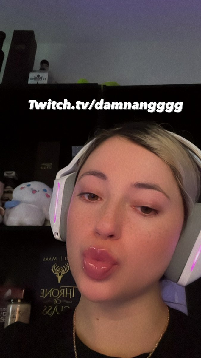 damnanggg's tweet photo. Mid day stream vibes . 👋🏼

https://t.co/oQAFBAbPZs

#live #VALORANT #StreamerCommunity #smallstreamer #gamergirls #GamerGram #TwitchAffilate #thursdaymood #chill #vibe https://t.co/wTkgLKgvUM