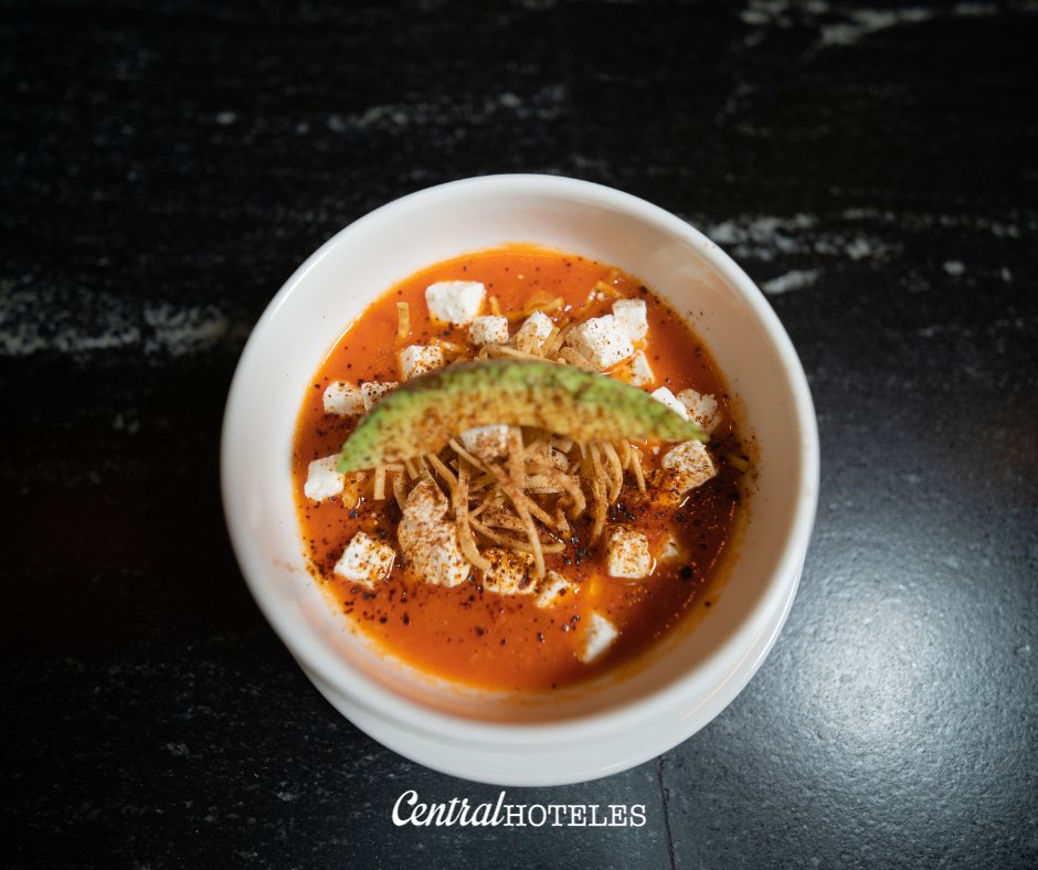 En tu próxima visita a Central Hoteles no olvides probar nuestra deliciosa sopa de tortilla de Café Central. 

🛎️ Hospédate en Central Hoteles, reserva en el link: centralhoteles.com  

#CentralHoteles #HotelCDMX  #MexicoCity #CentroHistoricoCDMX