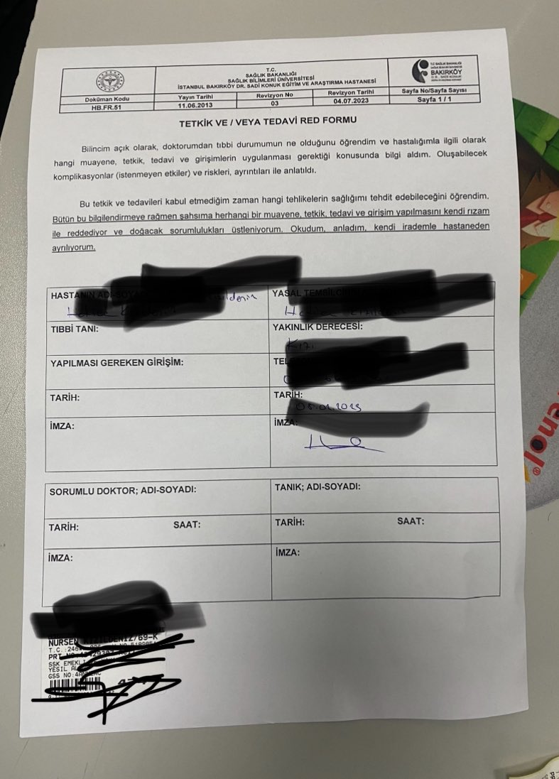 Dr sadı konuk hastanesinde sadece bir tane dahılıye doktoru bulunup %88 kanser olan annemi 2 saat yeşil alanda bekletıp acil sırasına göre tedavi olacak denılen bir sistem tedavi red edince sorumlu ben mı oldum tedavi alamadığı hastahanenizin @drfahrettinkoca @saglikbakanligi