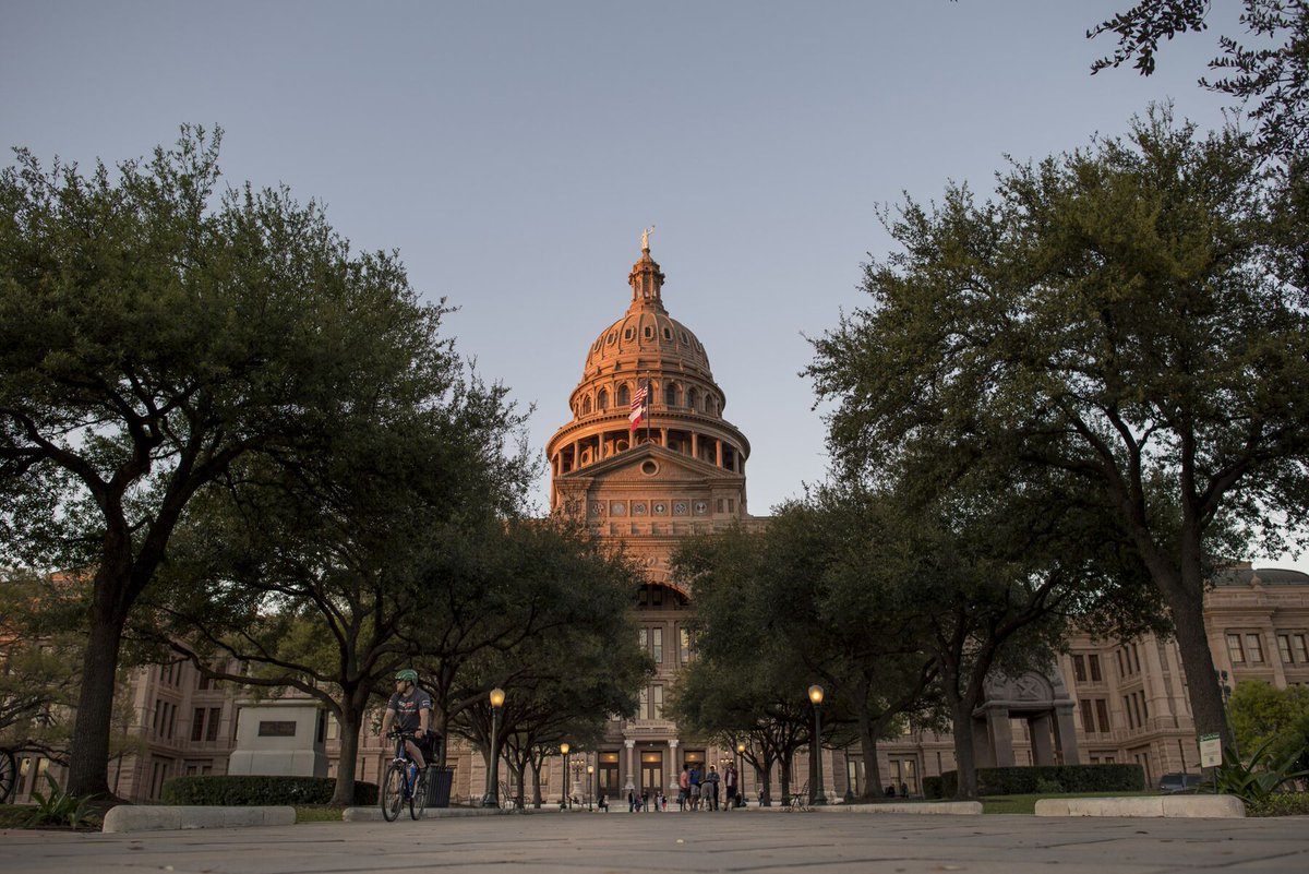 1. Why do many Republicans oppose ESG investing? 2. What is Texas doing? 3. Which banks are banned by Texas? 4. What do the blacklisted firms say? 5. What about other states? @danielle_moran explains 👇 bloomberg.com/news/articles/…