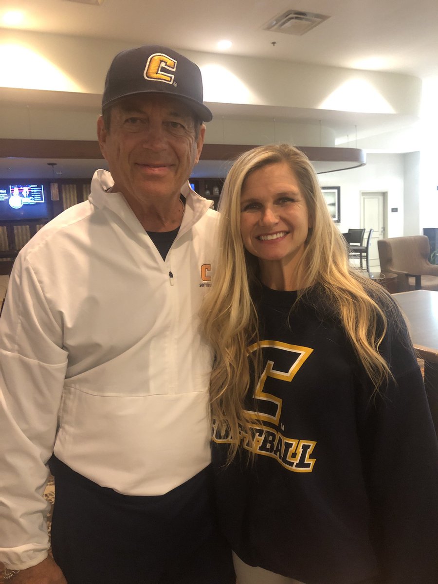GoMocsSB's tweet photo. Katie Kelly Coyman (‘10) came to visit the team in Lafayette at the hotel before our first game. Thanks! We enjoyed it.
#gomocs #OnceAMoc https://t.co/mlAiAJWv0M