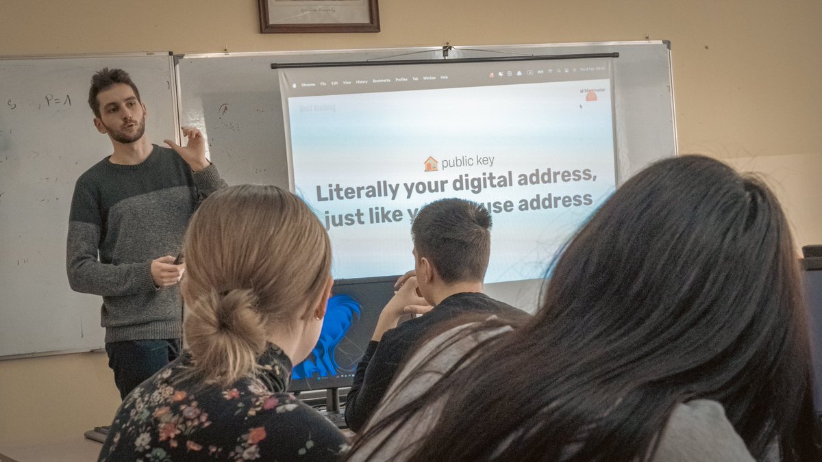 Web3Surf's tweet image. This cool, super active and energetic gang are the mighty web3 surfers of Trstenik 🌊🏄‍♂️🌊🏄‍♀️

The penultimate city of the Ethereum Caravan journey was awesome!!!

#web3academy #ethereumcaravan