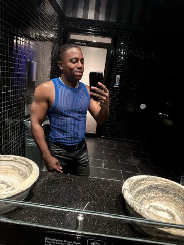 Fit check on this themed party night…
#fitfam #fine #FitnessJourney