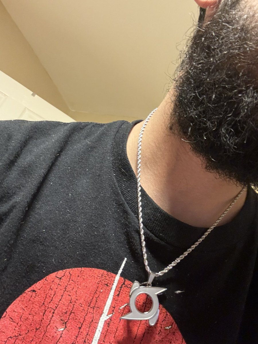 SenpaiMosins's tweet photo. Check out my fresh chain. Fully reppong @JoiningTheOrbit https://t.co/9zp9oKCvks