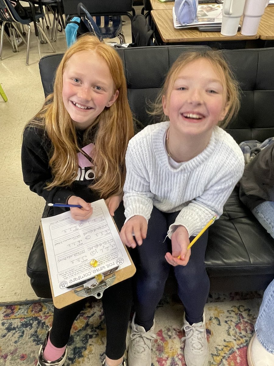 DrKCovington5's tweet photo. We had a blast comparing decimals this week. Students rolled the dice and strategically placed numbers to create the largest number. #buildingnumbersense #mathrocks #CCSDfam #EveryCougarCounts @MRESCougars @DrKarenDavisILS https://t.co/waordTp5hs