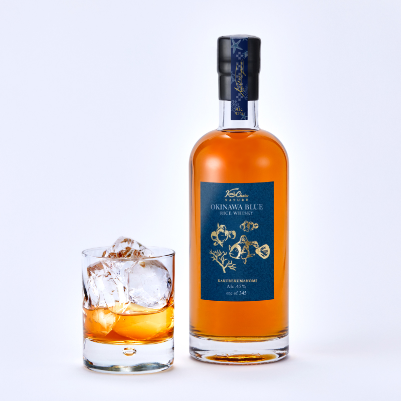 kumesen01's tweet photo. 【 Ken’s Choice NATURE AOUMIGAME・KAKUREKUMANOMI おすすめの飲み方】
今回の第2弾では第1弾に使用したアメリカンホワイトオーク樽を使用し、同様の原酒を熟成。
その中で2樽のウイスキーの個性の違いを見極め、58度と45度の2種類をご用意いたしました…
https://t.co/sv9K5mwJOs
#kenschoice https://t.co/DzBANZdHYh