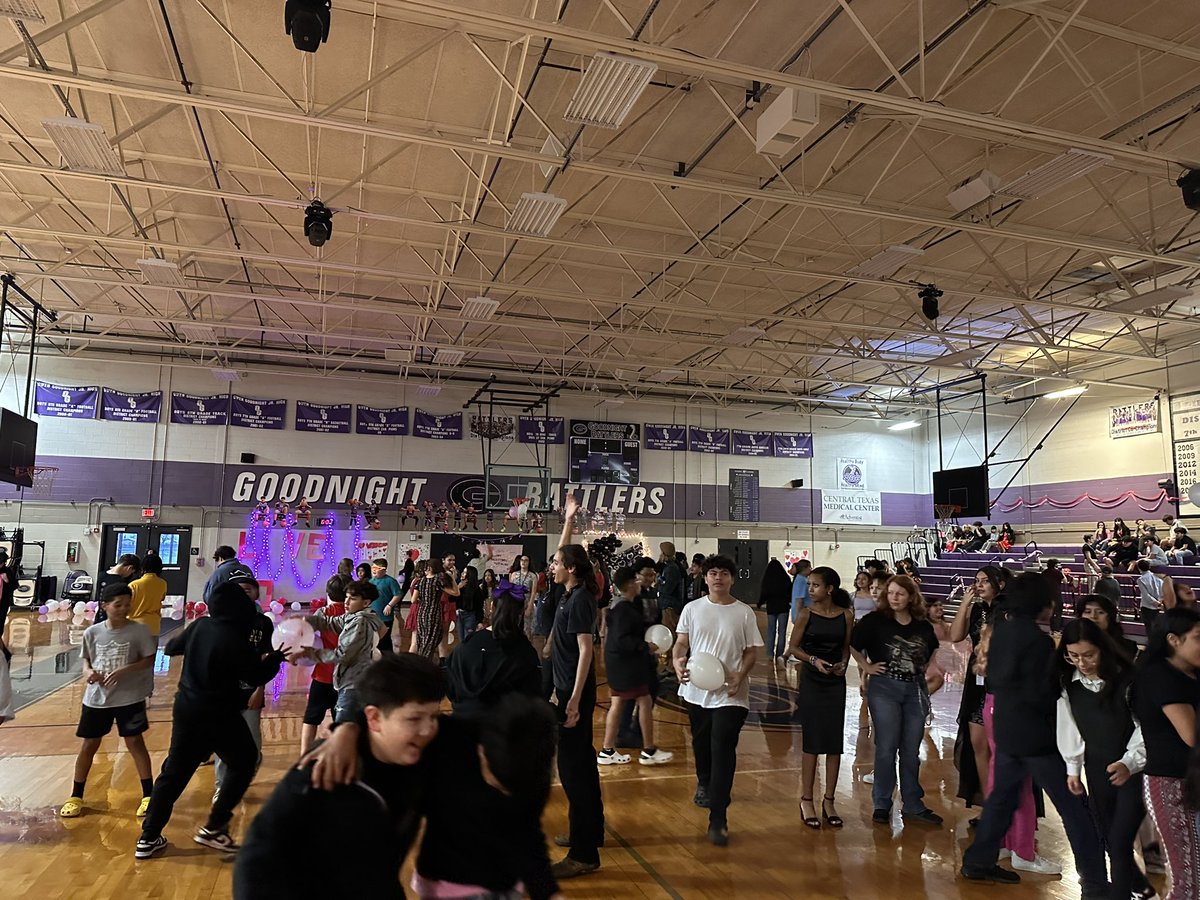 Goodnight Middle School tweet media