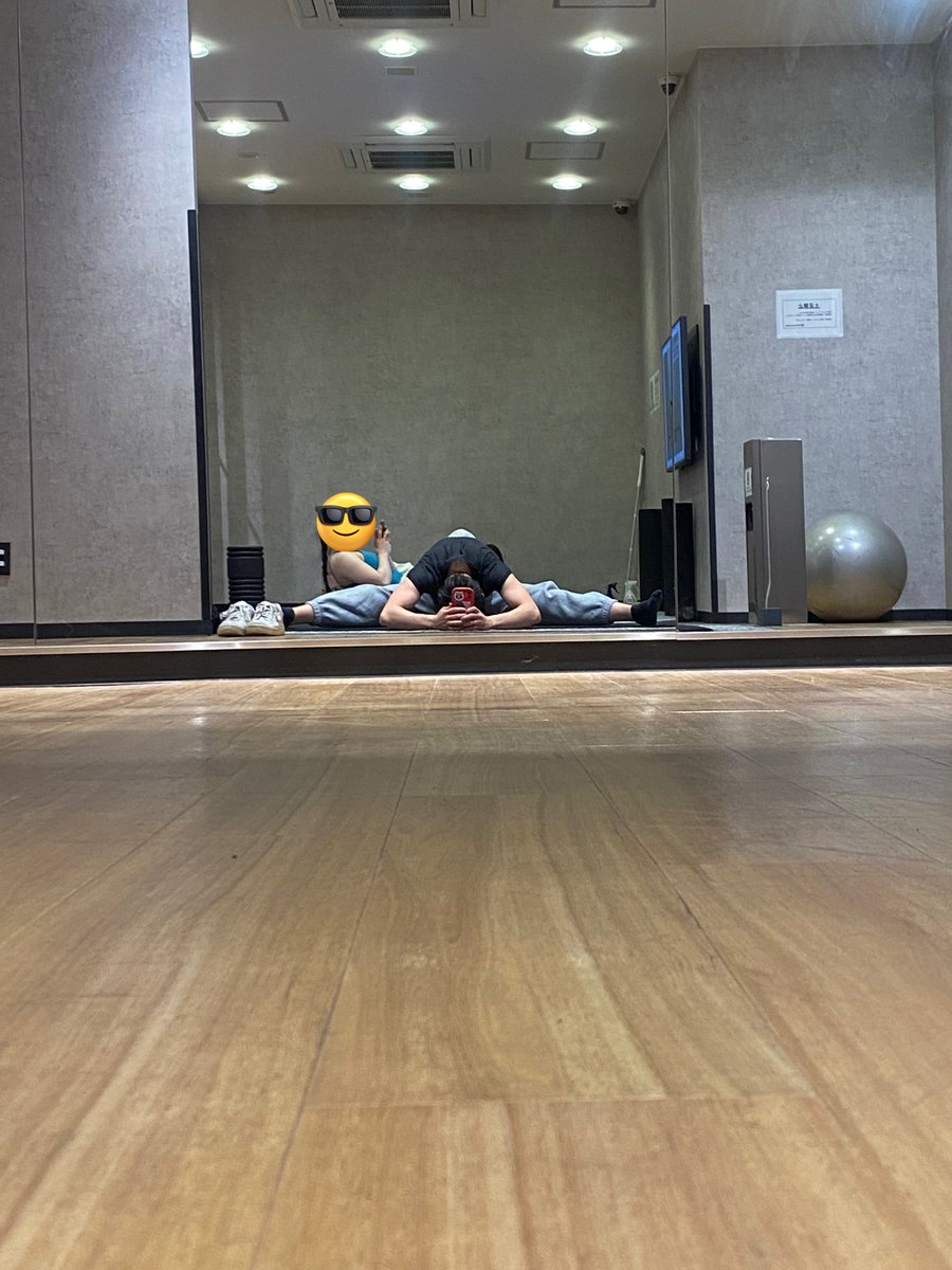 Soccer18Fm's tweet photo. 🐲今日の銀一🐲

胸の日💪

トレ再開2週間目！
コツコツ継続！

そして、ずっと欲しかったガジュマル！
ビジュアル気に入ったのがようやく見つかりました🫰

#d1wgp3
#ドクターストレッチ
#銀座一丁目店
#ピカイチ銀一
#ストレッチトレーナーはストレッチを欠かさない https://t.co/LjRMFGU9UF