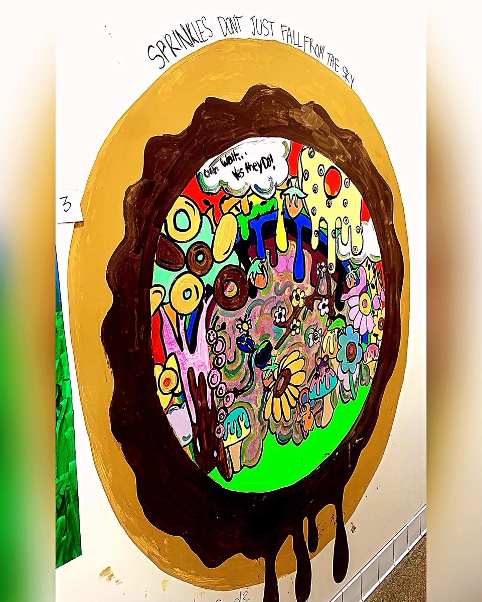 Roly_Pozole's tweet photo. Sprinkle Jungle - My first Mural 

#mural #jungle #donut #rainbow #sprinkles #sweet #trippy #art #flowers https://t.co/X6WQPNd7zO