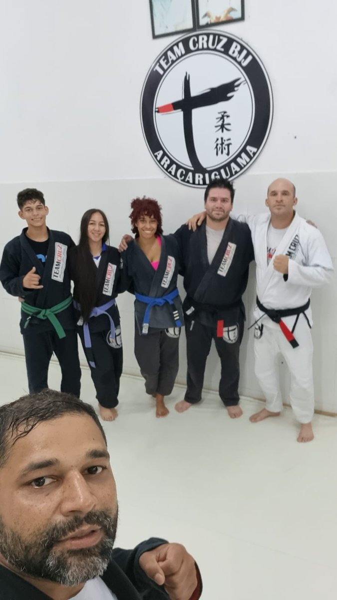 Muito obrigado a todos por mais um excelente treino #teamcruz #teamcruzaraçariguama