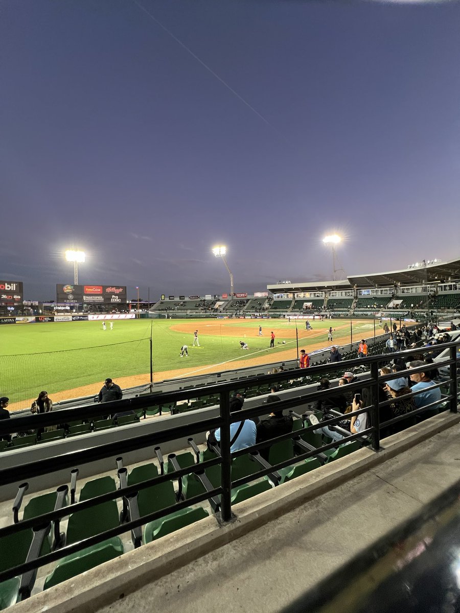 Curioseandomx_'s tweet photo. Kuroda Park
.
📍 C. Lázaro Cárdenas del Rio, Ejidal,  Guasave, Sin
⏰  en temporada de béisbol 
.
#curioseandofoon #food #foodie #comida #foodporn #mexico #quehacer #quecomer #adondeir #cena #desayuno #amocomer #descubremexico #guasavesinaloa #instafood #reseña https://t.co/WK9stUhzfE