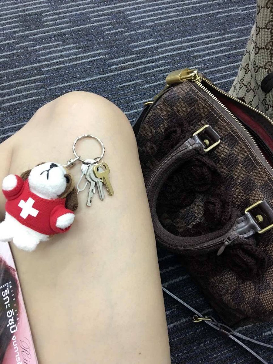 เมื่อวานตัดสินใจถูกต้องที่สุดการลองใจคนทำให้รู้จักตัวตนคนมากขึ้น ต่อไปก็จะมีความสุขแล้วนะใส่บาตรก่อนเดินทาง แล้วเจอกันคะ หาดใหญ่ ใจดีกับเราเสมอ ...