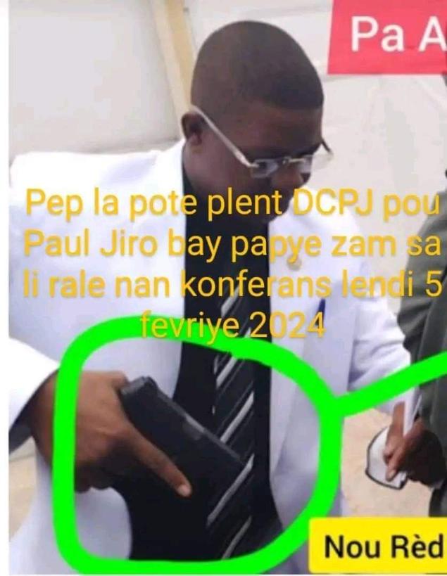 Ti delekan sa se sou plas piblik pou yo sakrifye li ,