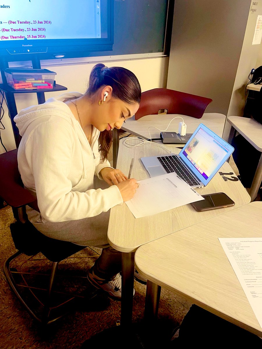 Ms. Acosta tweet media