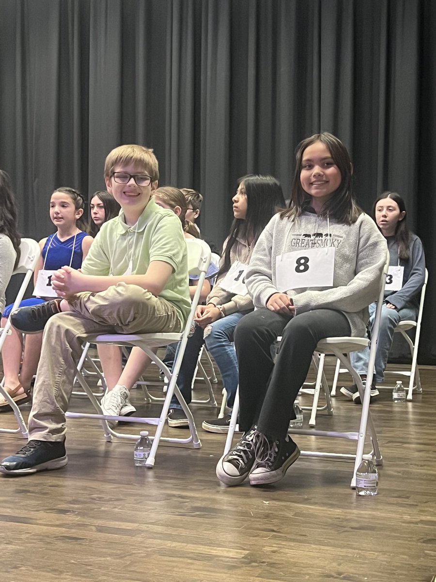 Representing JGE at the District Spelling Bee, 5th grader Ayden and 4th grader Zairah! 🐝 We are very proud of you and your accomplishments!