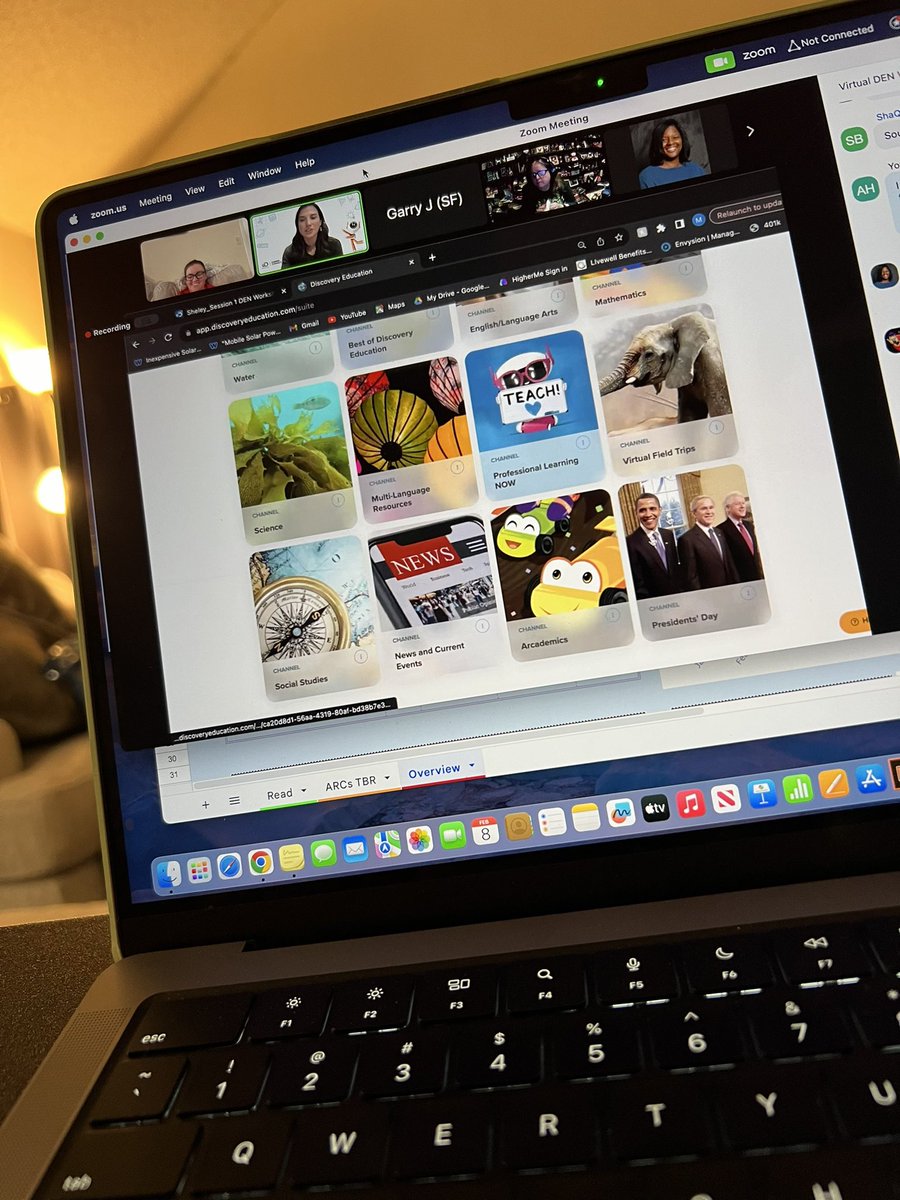 thenextgenlib's tweet photo. Attending workshop 1 with @DiscoveryEd so I can learn more about how to use it with my Ts Ss &amp; #librarians Never stop learning! #librarytwitter #librarian #edtech #discoveryed https://t.co/7mGQyAFQ15