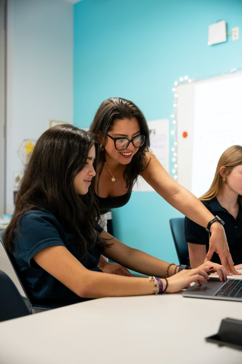 STEAMwithYsa's tweet image. Earlier this week, I had the privilege of having one of my talented students offer to take my professional pictures. It's inspiring to see such a gifted and generous group of students who are always willing to share their knowledge.
#generosity #grateful
