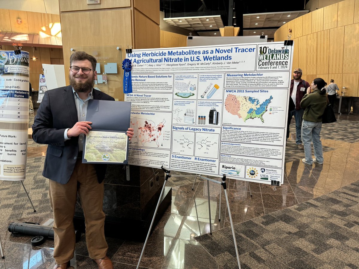 psugeography's tweet image. Congrats to graduate student @BioGeoCohen who won first place in the student poster competition at the 2024 Delaware Wetlands Conference!

#PennStateDoG #VanMeterLab @VanmeterKVM