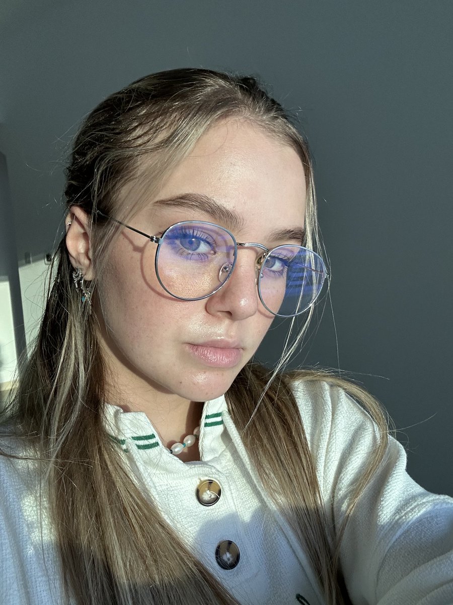 Central Sofya Plotnikova tweet media