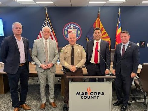 There’s a new sheriff in town.🤠 Get to know Sheriff Russ Skinner and learn more about his more than 30 years of service with @mcsoaz: maricopa.gov/CivicAlerts.as…