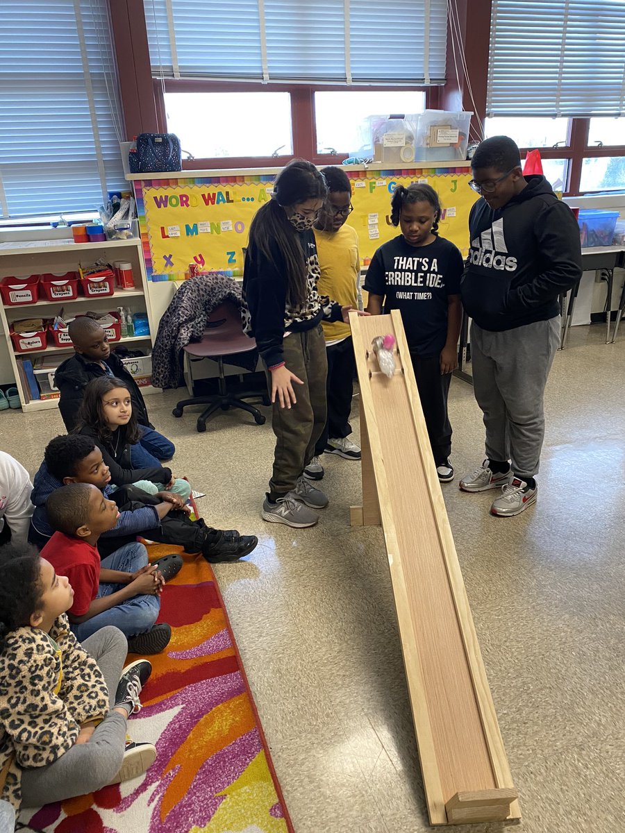 Testing our safe racer cars with the crash test!💥💥💥🚙🚗🚕