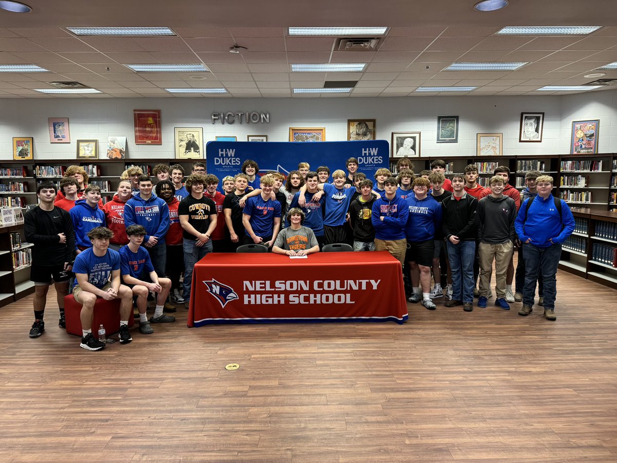 FULLNELSONFOOT1's tweet photo. FULL NELSON Kicker/Punter @Russell9Lux signed with @Gtown_Football today! Congratulations and good luck! @M#FULLNELSON https://t.co/PyhbktPCSx