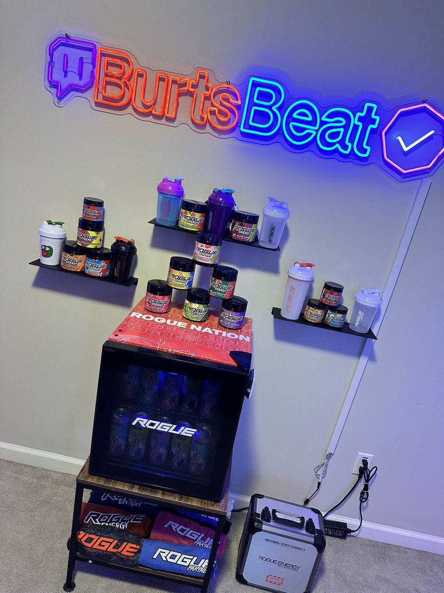 BurtsBeat's tweet photo. Who’s ready to win some FREE Rogue Energy from our friends @TheRogueEnergy ?? EVERY Thursday we do Rogue Giveaways! We are live NOW! Join to get entered https://t.co/qV6GJ9kAMn https://t.co/316K6wk2DE
