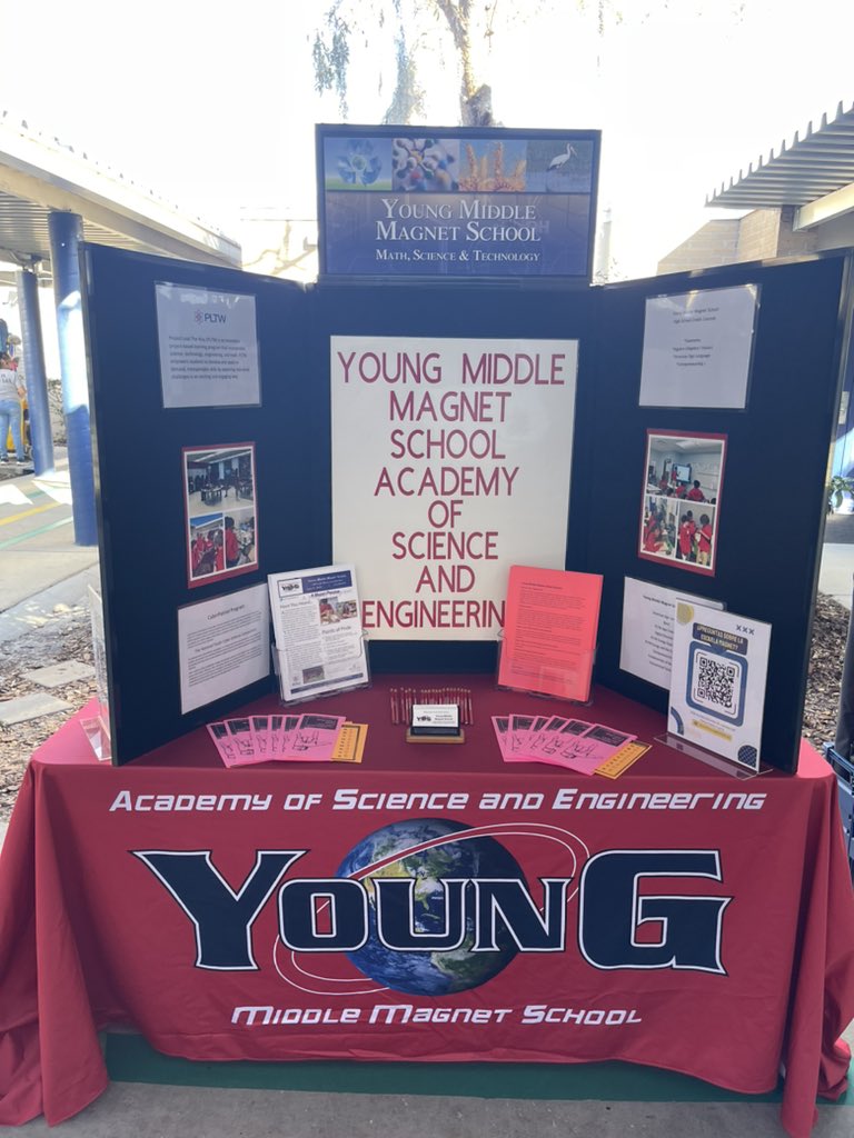 YoungMiddleHCPS's tweet image. Conference Night at Shaw Elementary School. The second Magnet Application window is February 26-March 17.  #WeAreMagnet @HillsboroughSch @SDHCMagnet @ShawElementary