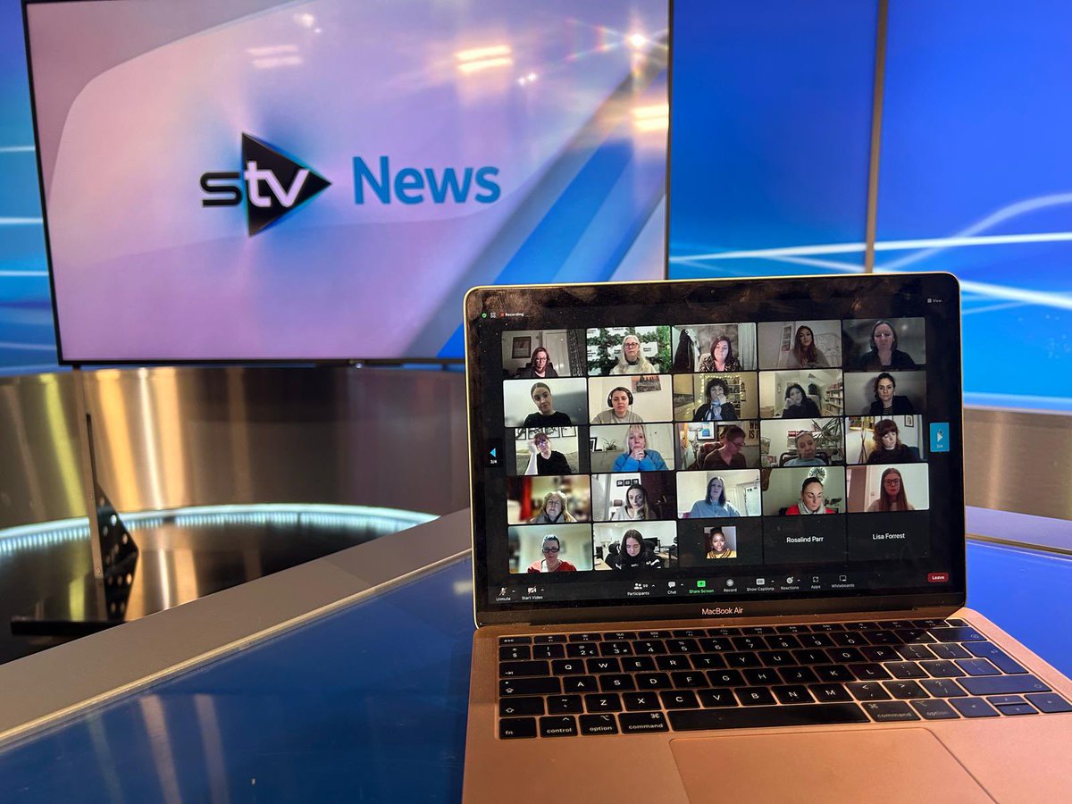 A jam packed session of #STVExpertVoices. More than 100 women keen to have their voices heard in the media & we’re helping them get there at @WeAreSTV Lots of brilliant people we look forward to working with. Think everyone enjoyed our never ending chat & of course the bloopers!