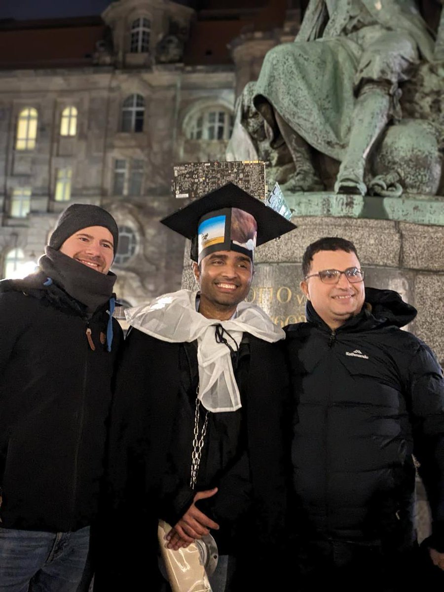 DBSE working group tweet media